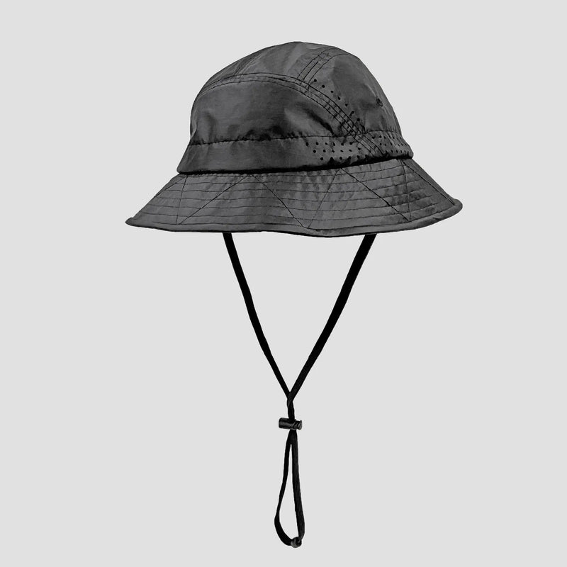 BASIX Rover Hat 頭圍調節特寫，後置彈性繩扣與魔鬼氈織帶雙重調節