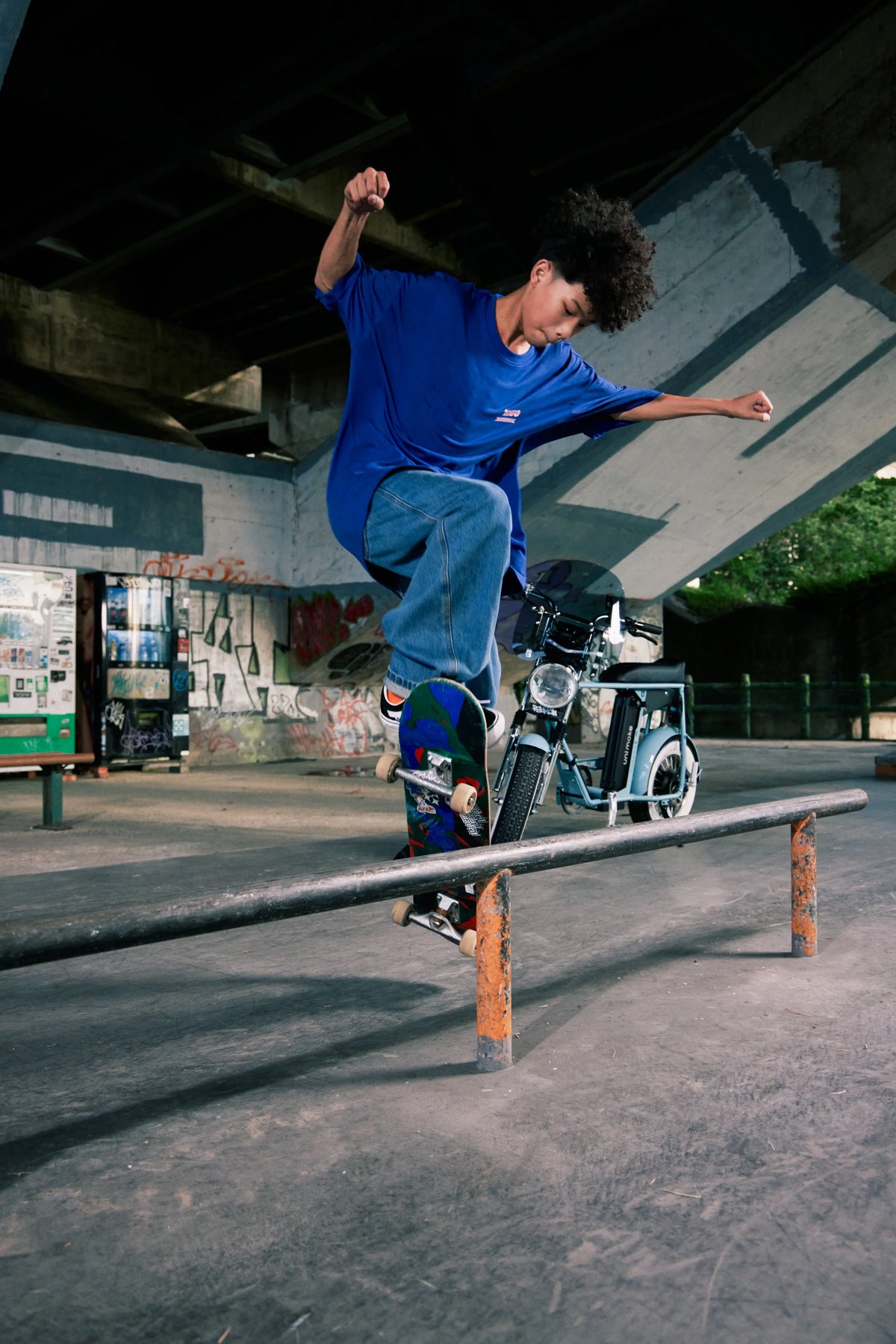 Urban Drivestyle Unimoke minibike 70" 系列，潮流外型搭配城市探索騎乘風格