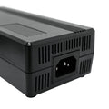UD 48V 鋰電池充電器的接頭，可以為 UD 鋰電池充電