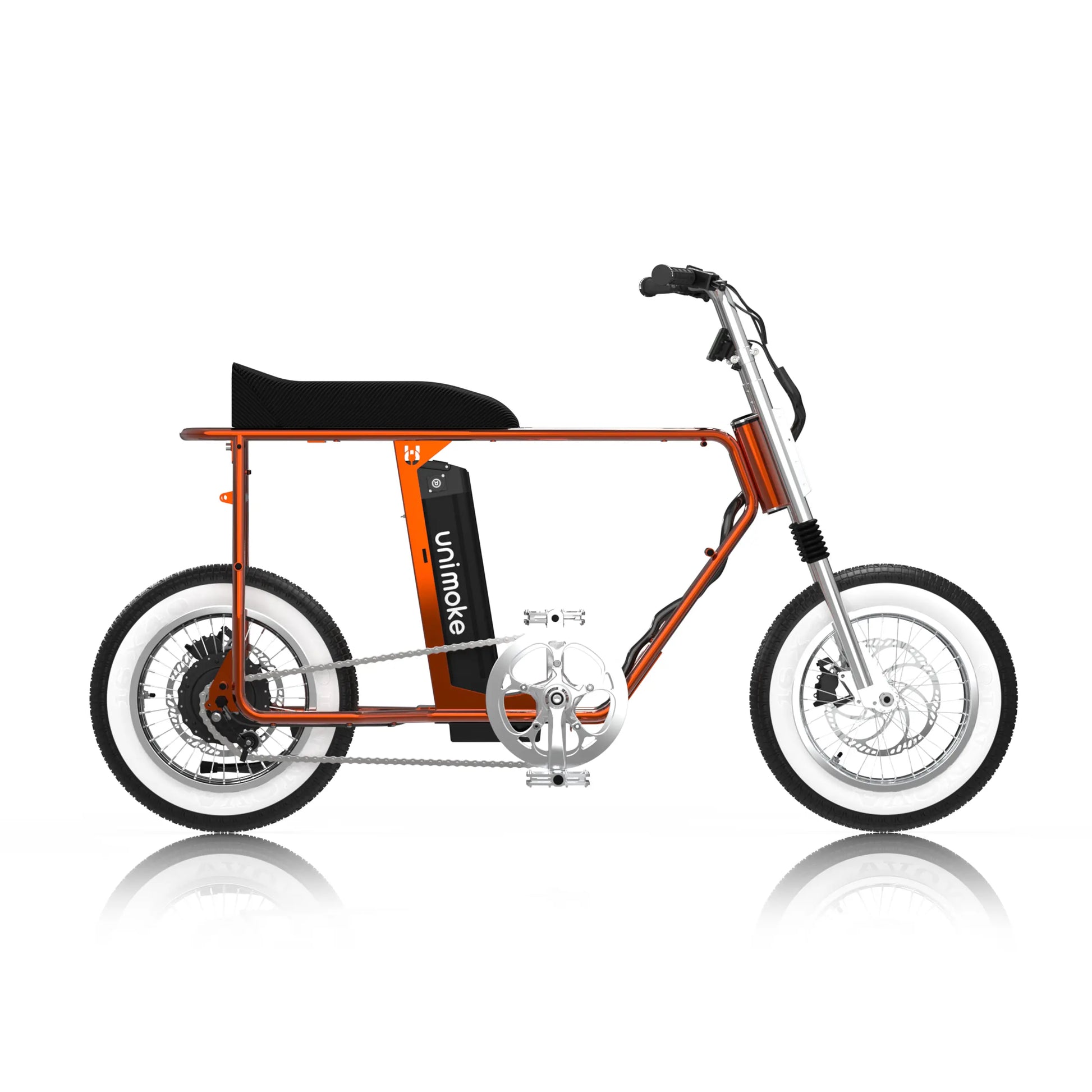 一台 Unimoke minibike 清漆火焰橘，全新清漆色搭配復古亮銀配件，適合通勤騎乘及日常都市使用